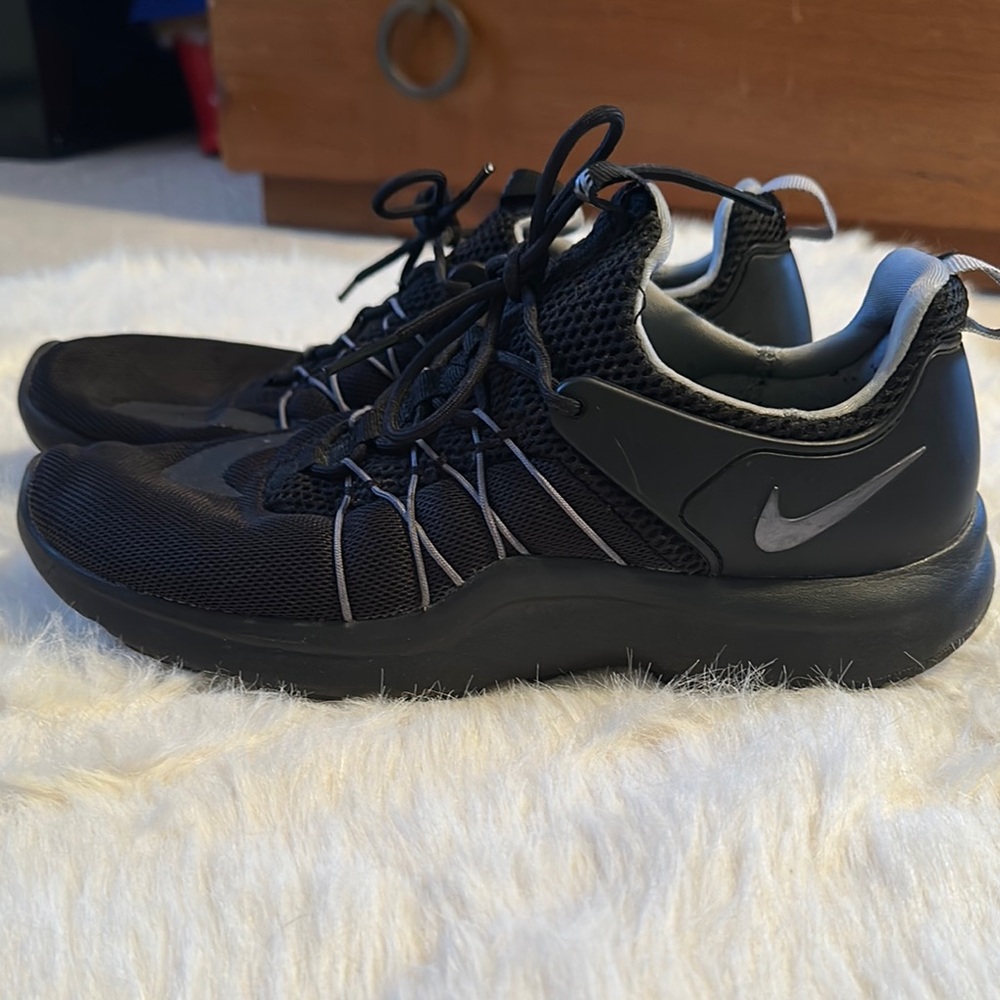 Nike Women’s Black Athletic Shoes
